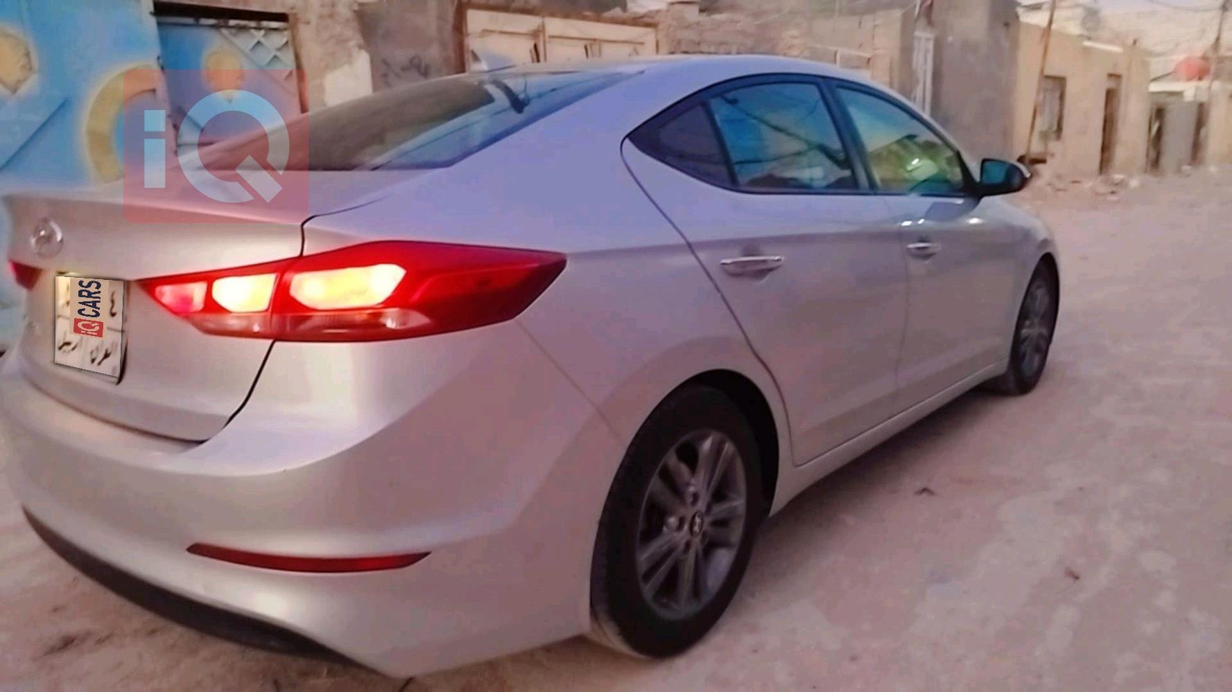هيونداي النترا